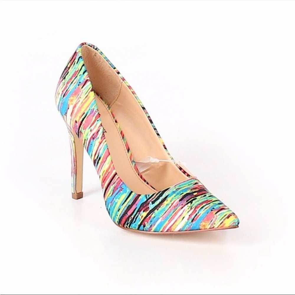 High heels, pumps